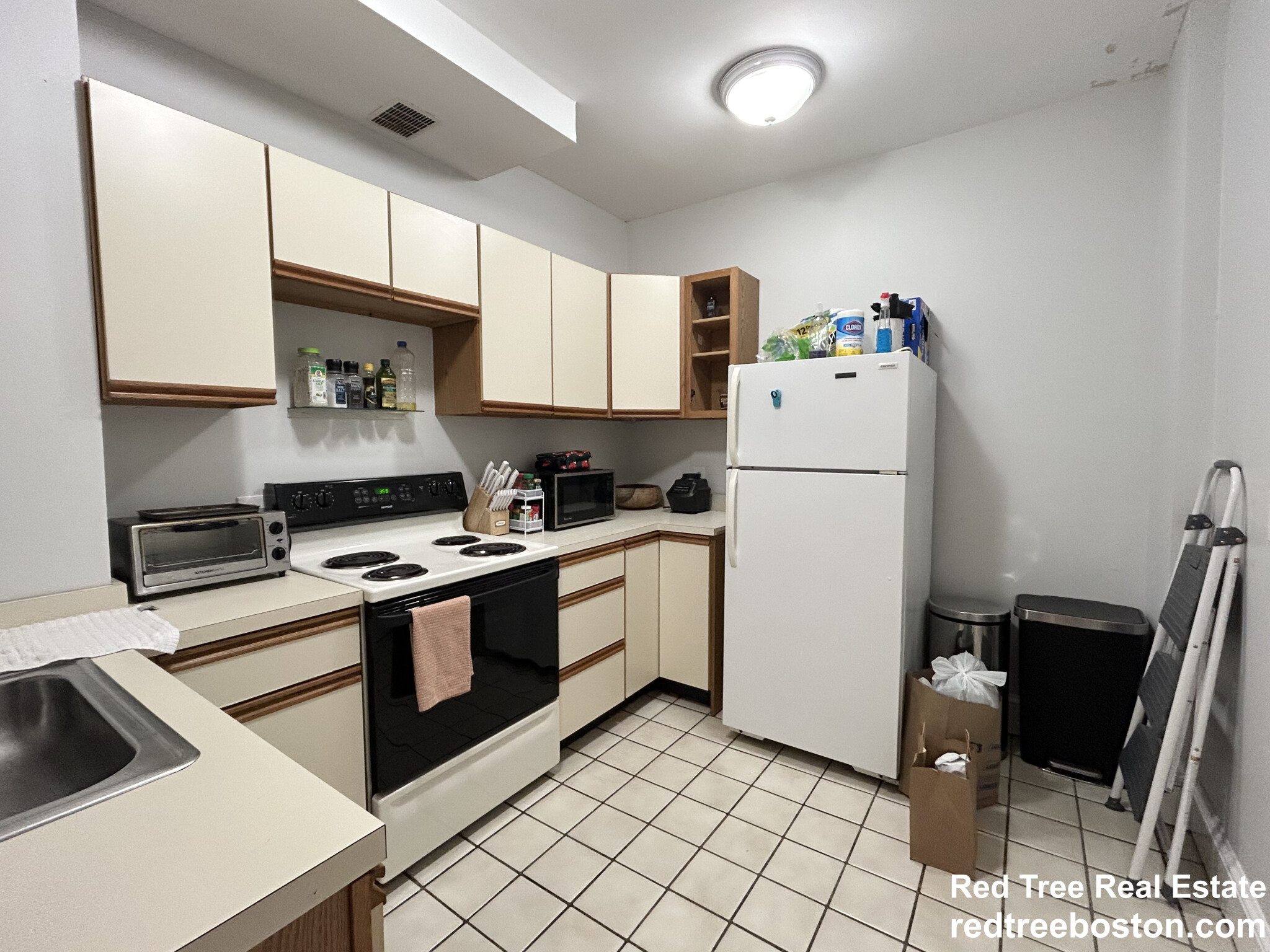 175 Harvard St, Coolidge Corner