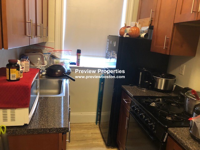 1171 Boylston St, Fenway