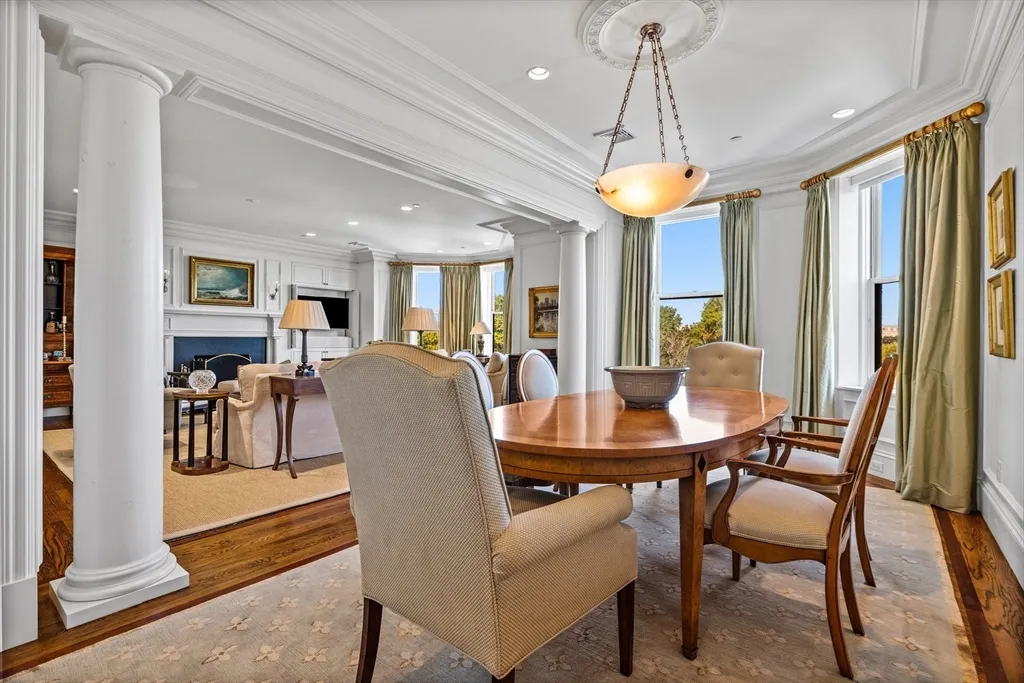 348 Beacon St, Back Bay