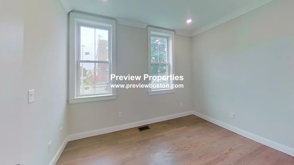 93 George St, Roxbury