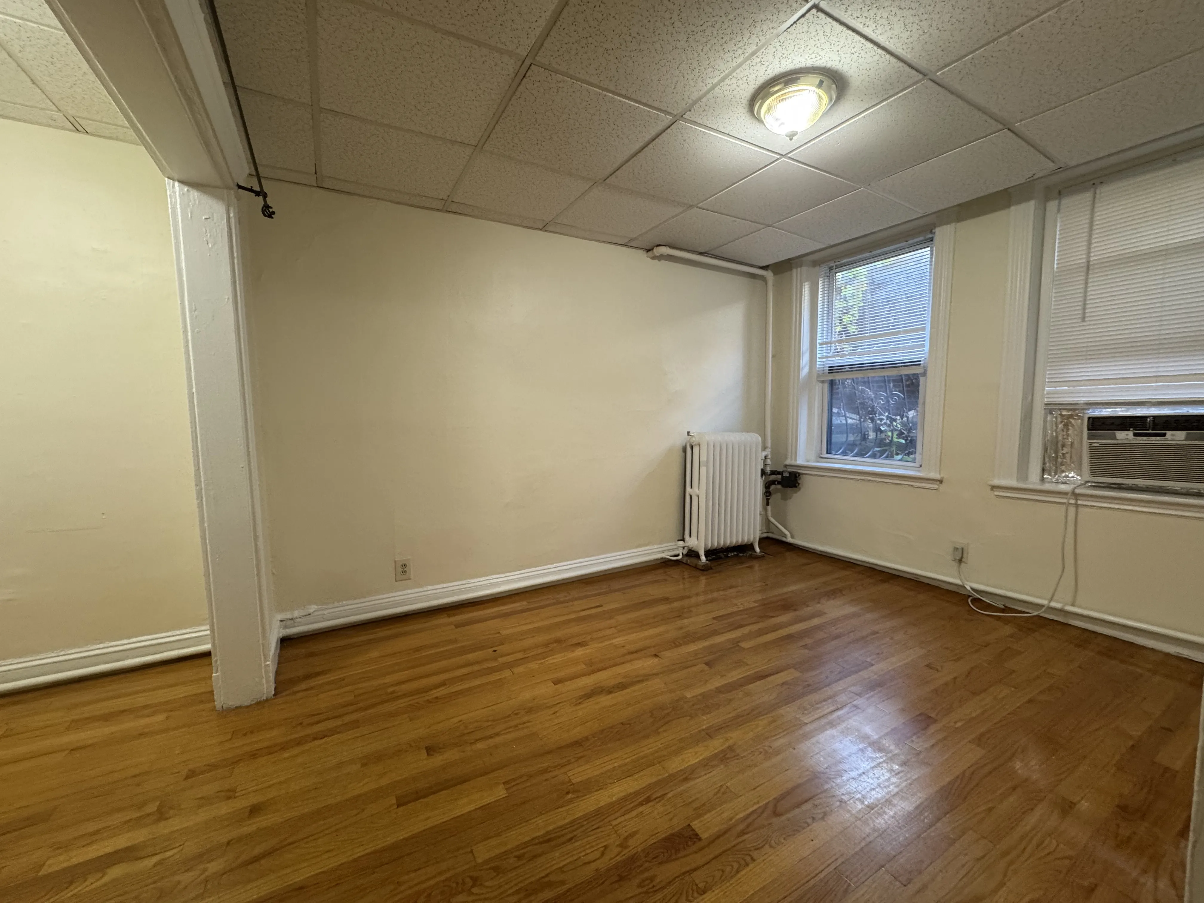 352 Riverway, Mission Hill