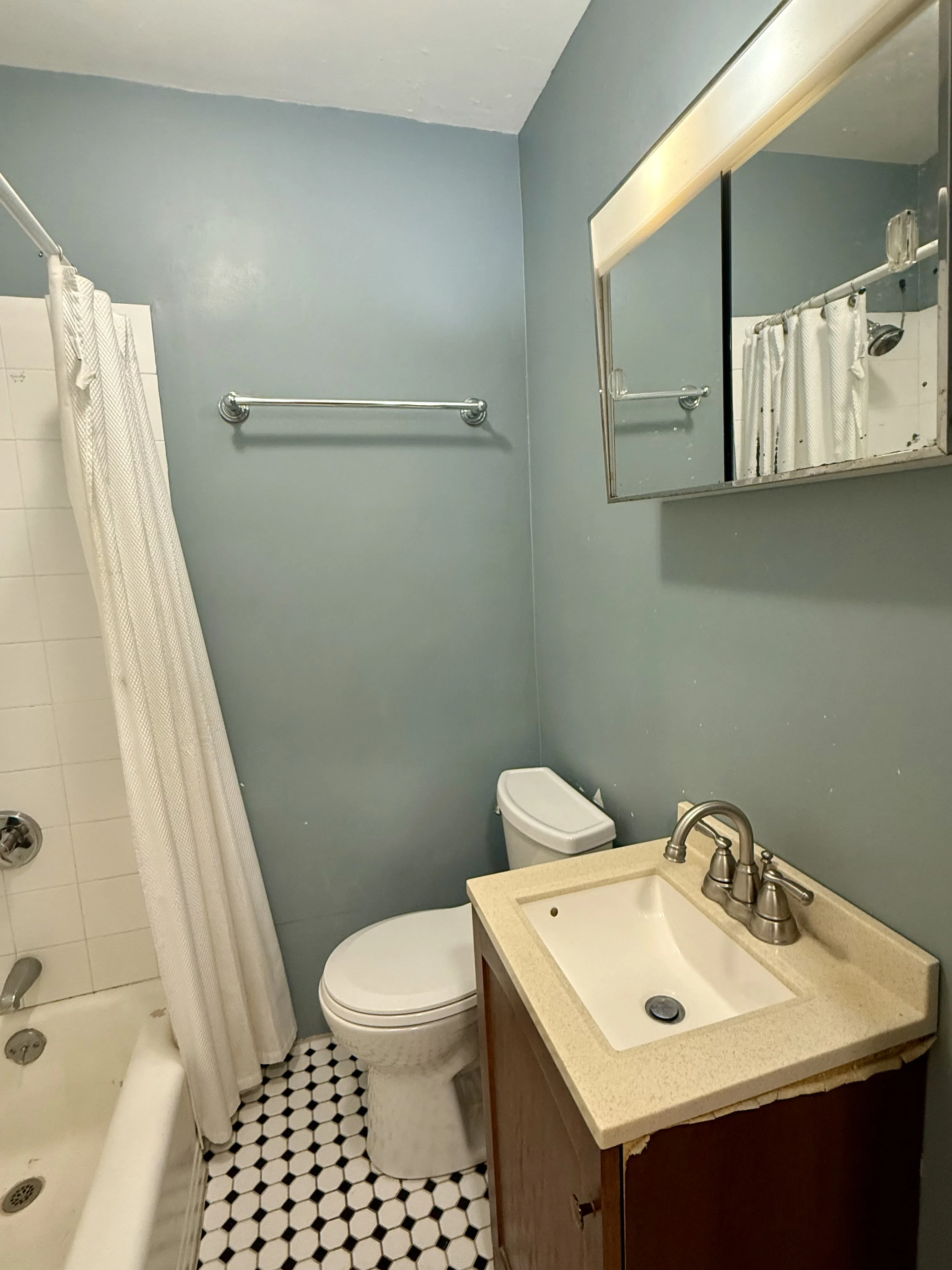 295 Newbury St, Back Bay