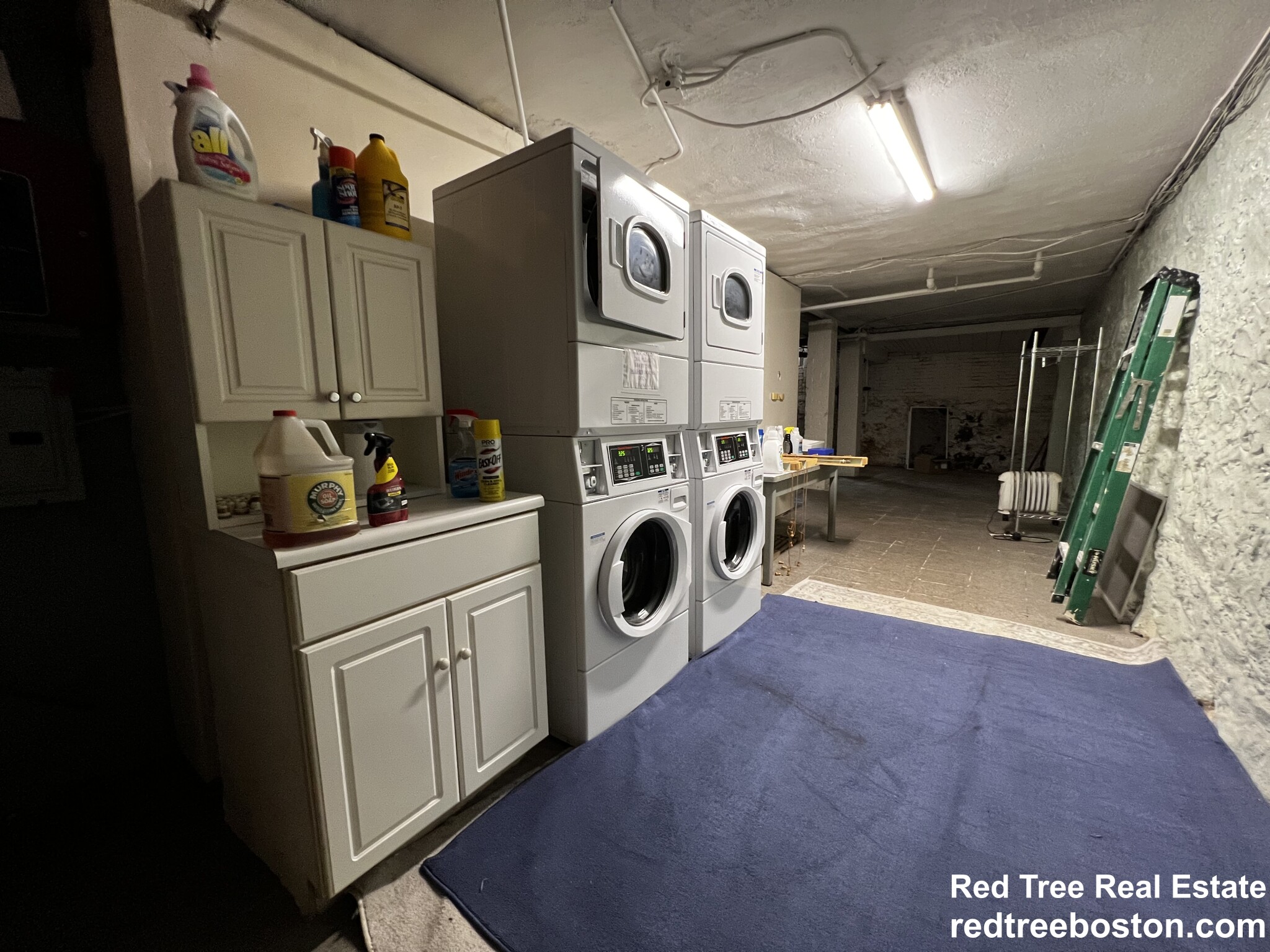 1748 Beacon St, Brookline