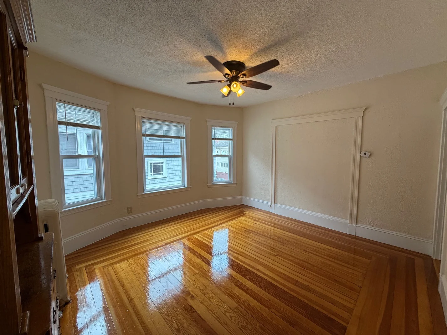 93 Capen St, Medford