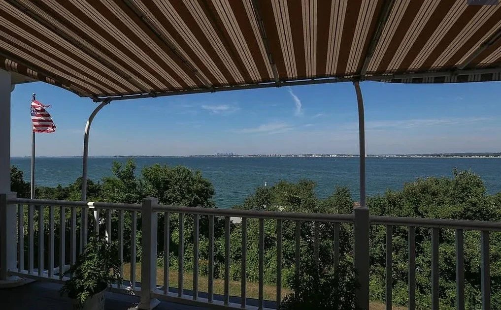 9 Linda Ln, Little Nahant