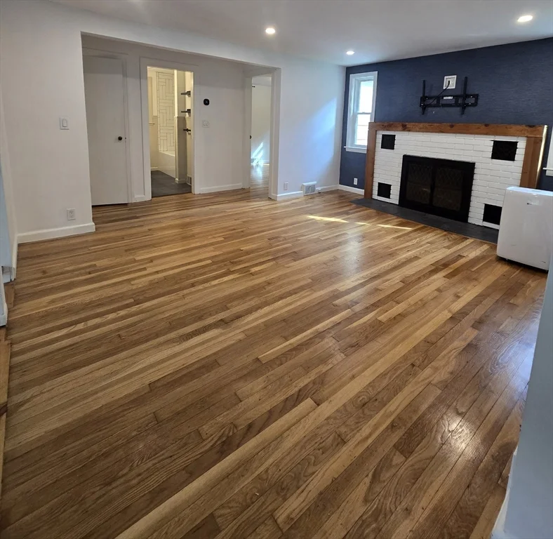 399 Shawsheen Ave, Wilmington