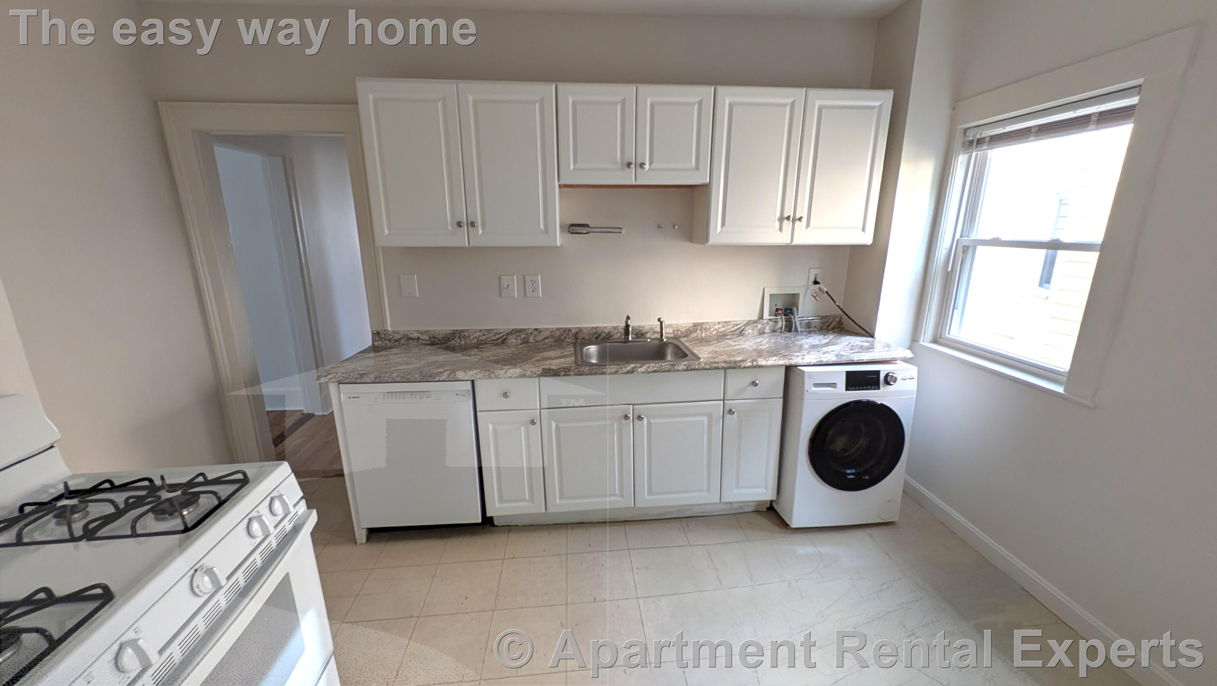 294 Boston Ave, Tufts