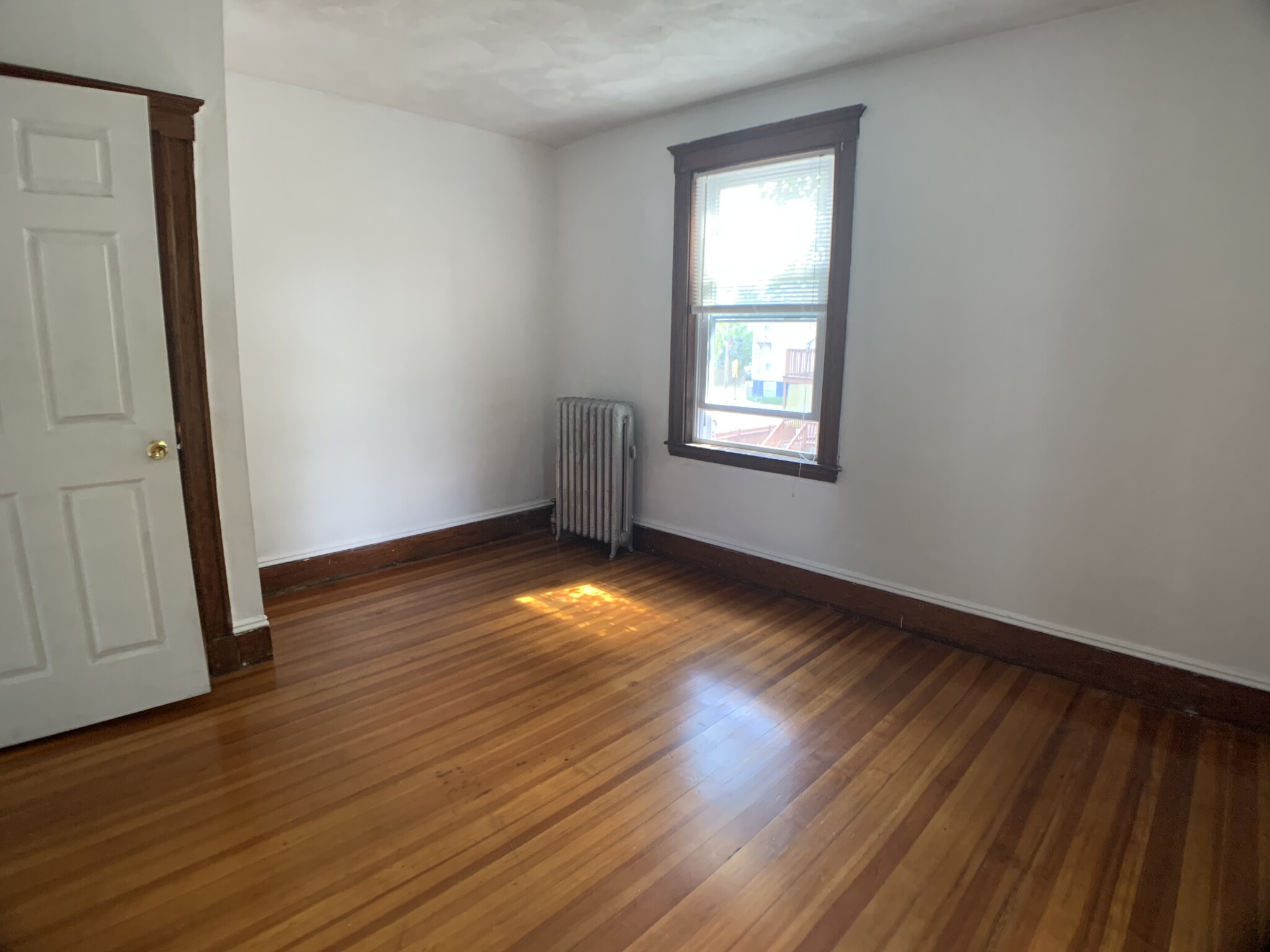 16 Montgomery St, North Cambridge