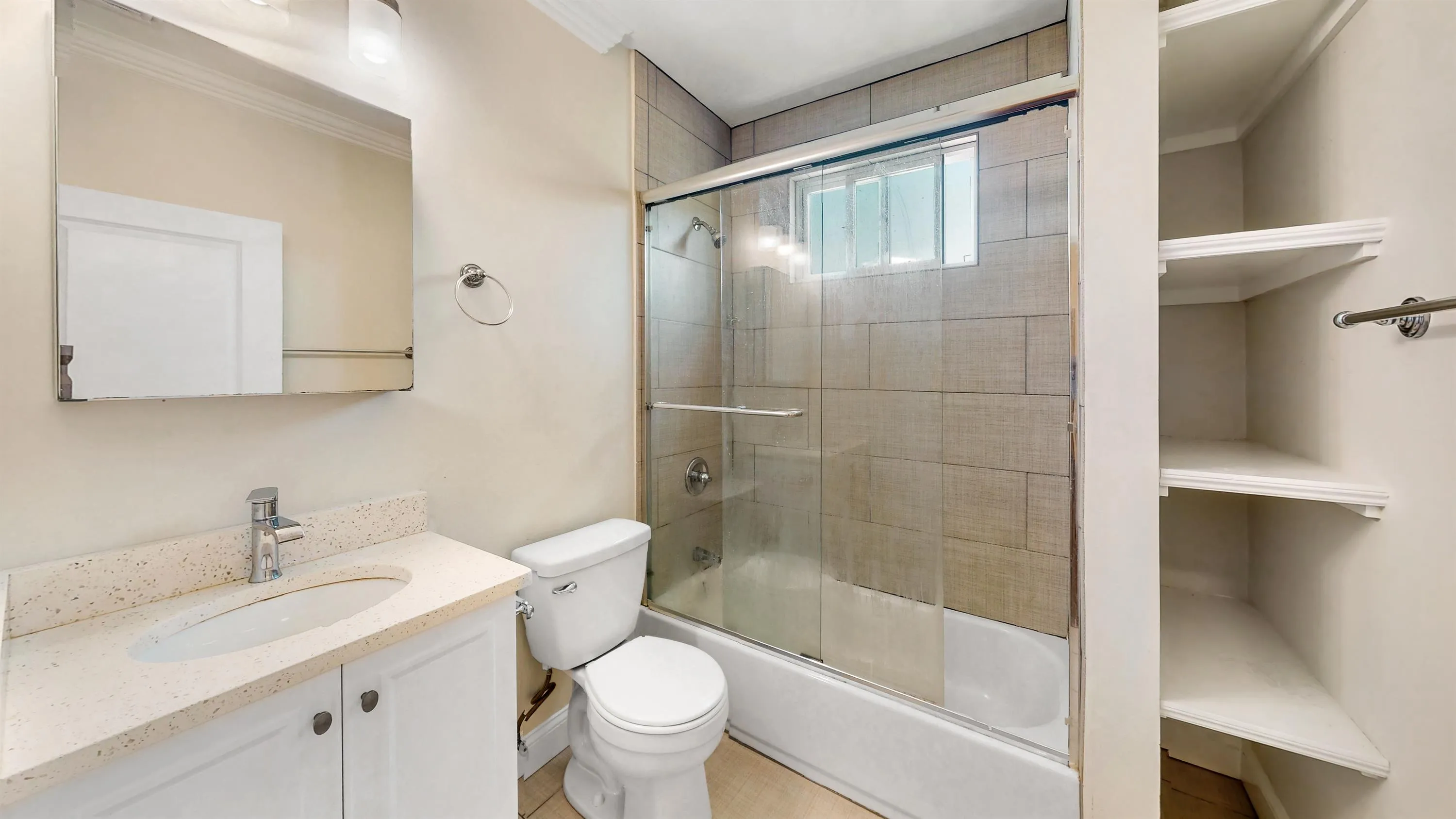 19 Perrin St, Roxbury