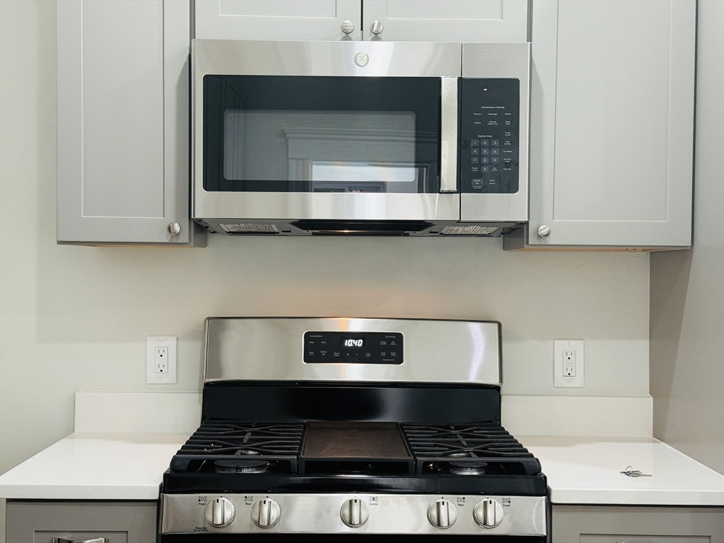 46 Floyd St, Dorchester