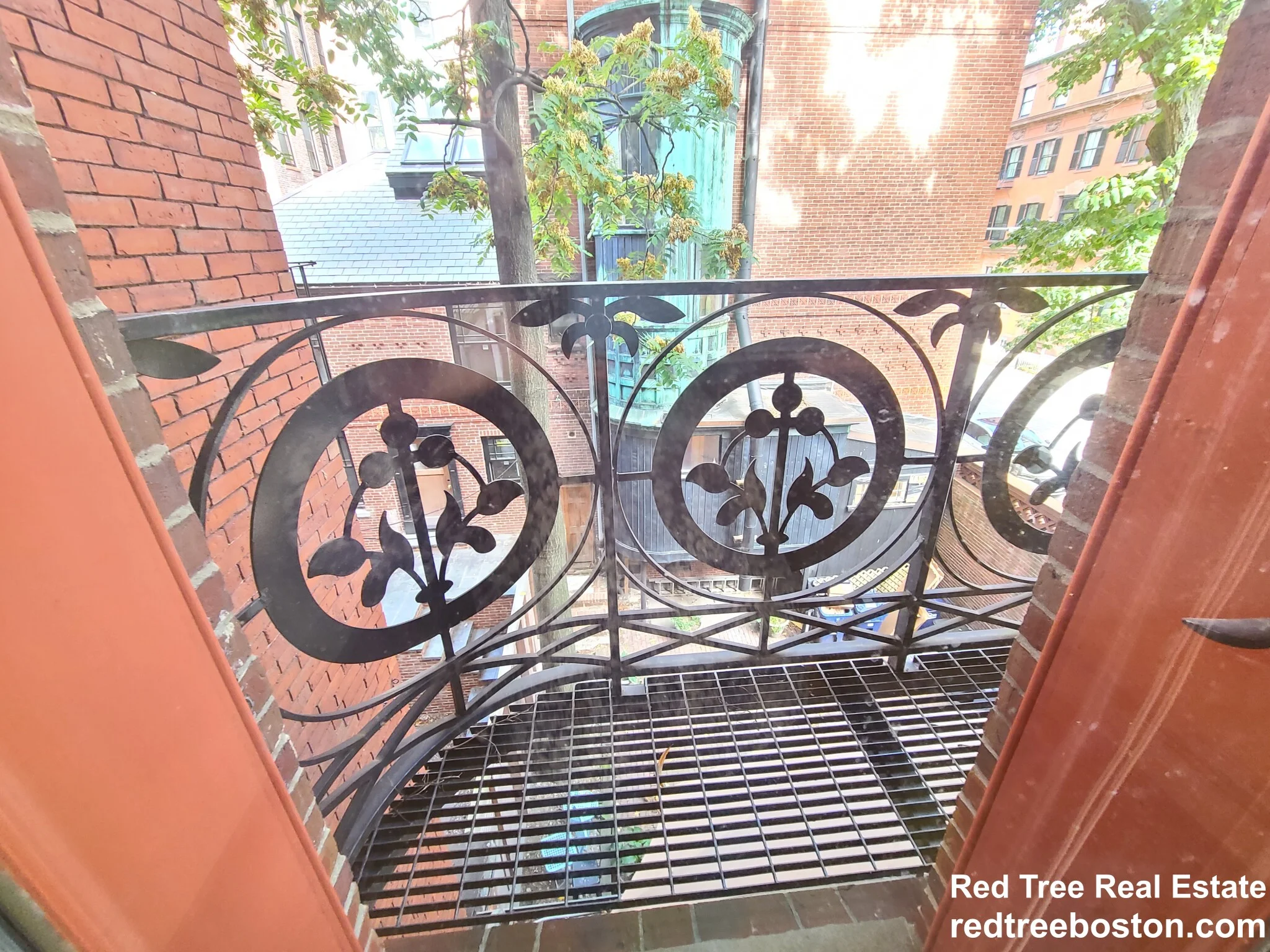 195 Commonwealth Ave, Back Bay