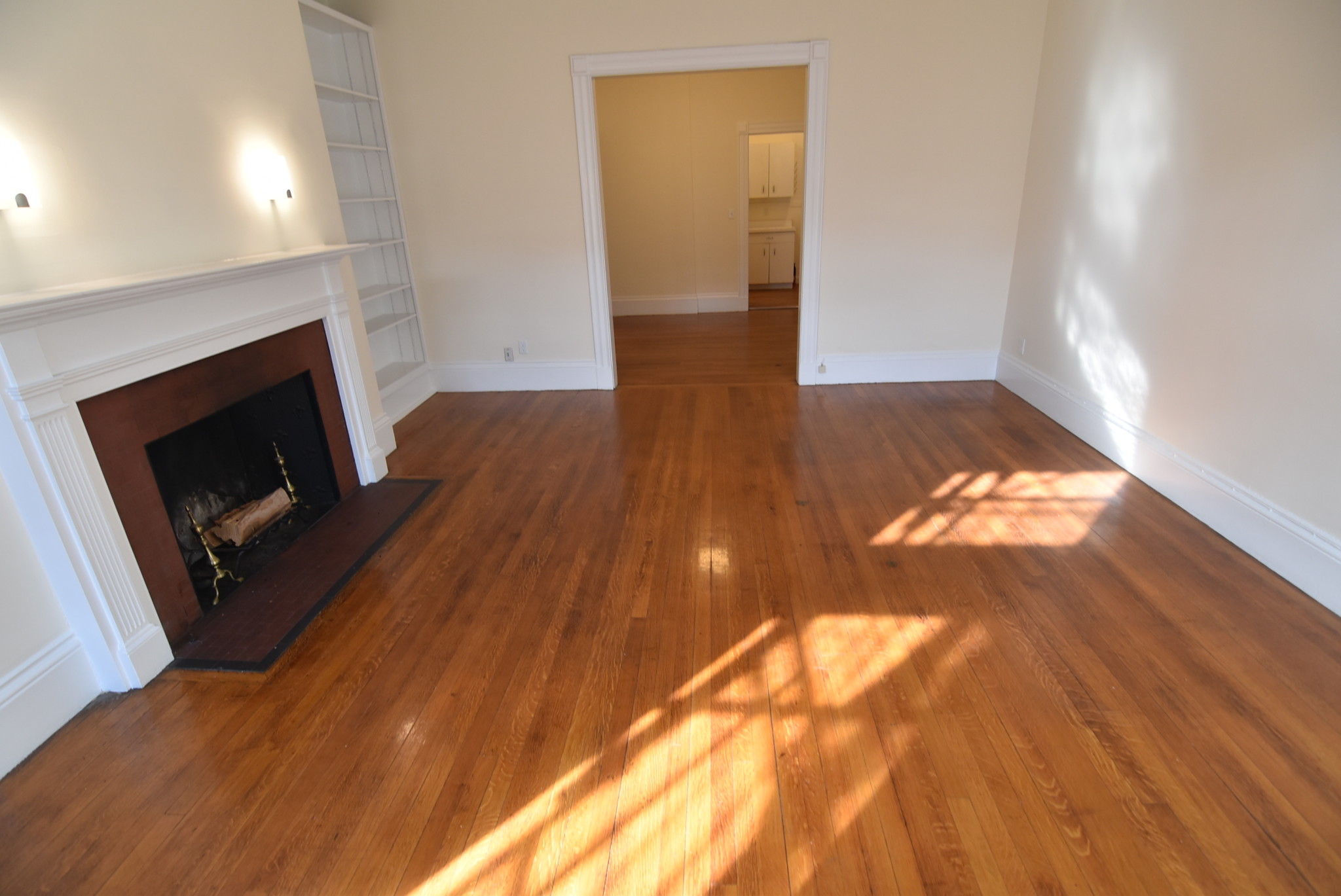 504 Beacon St, Fenway