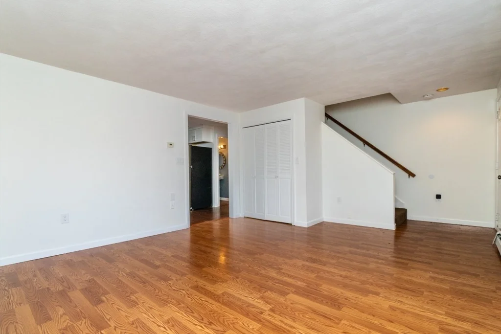 82 Glendower Rd, Roslindale