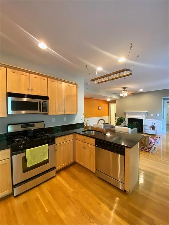 100 Woodstock St, Teele Square