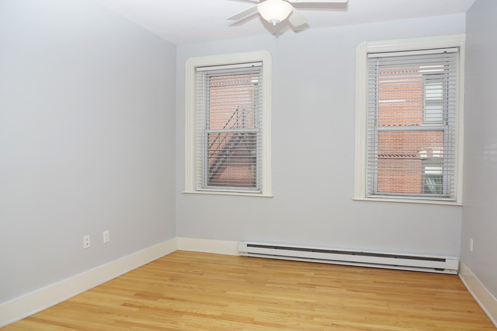 59 Snow Hill, North End