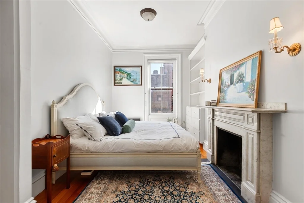 263 Beacon St, Back Bay