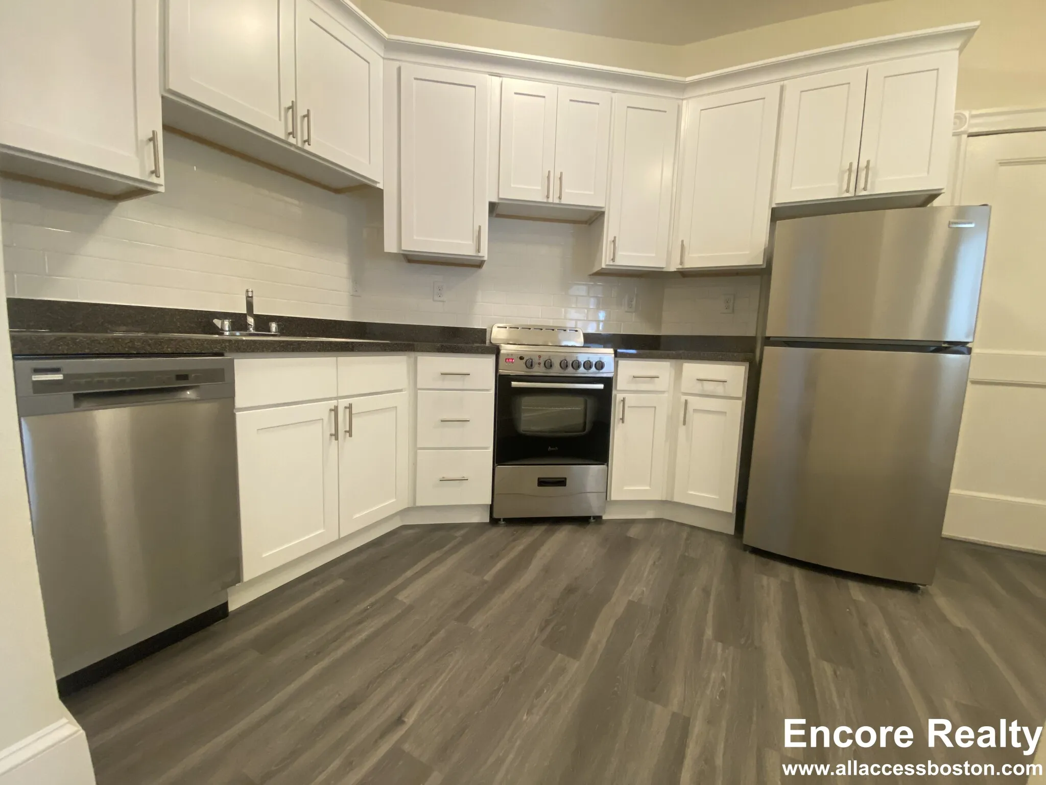 1595 Beacon St, Brookline