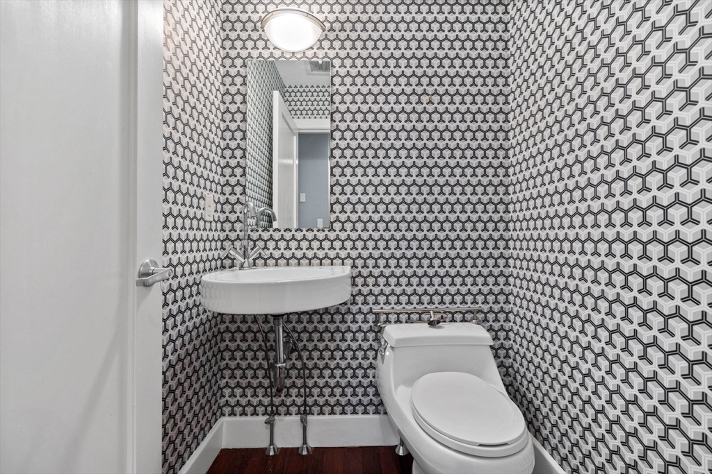 32 Clarendon, South End