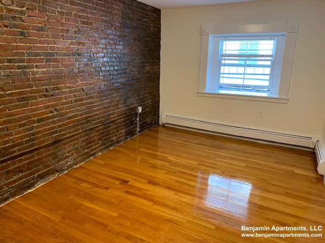 1 bed, 1 bath apartment for rent at 65 Hancock Unit 10, Beacon Hill — photo 1 of 9