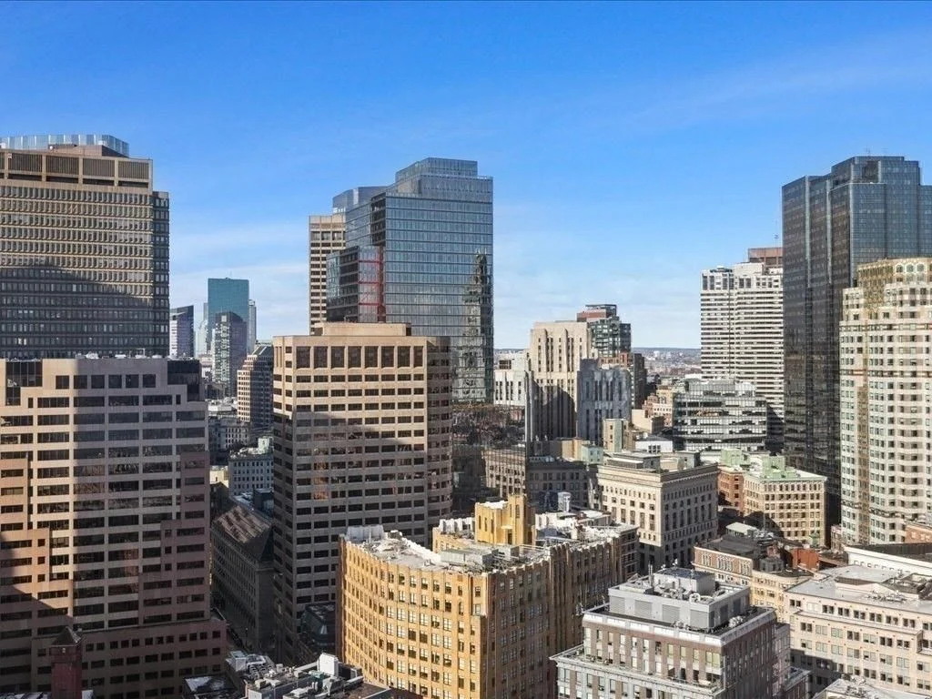 65 E India Row, Waterfront