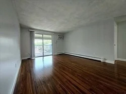 11 Woodcrest Ct, Weymouth