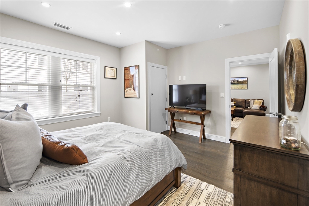 175 North Ave, Wakefield