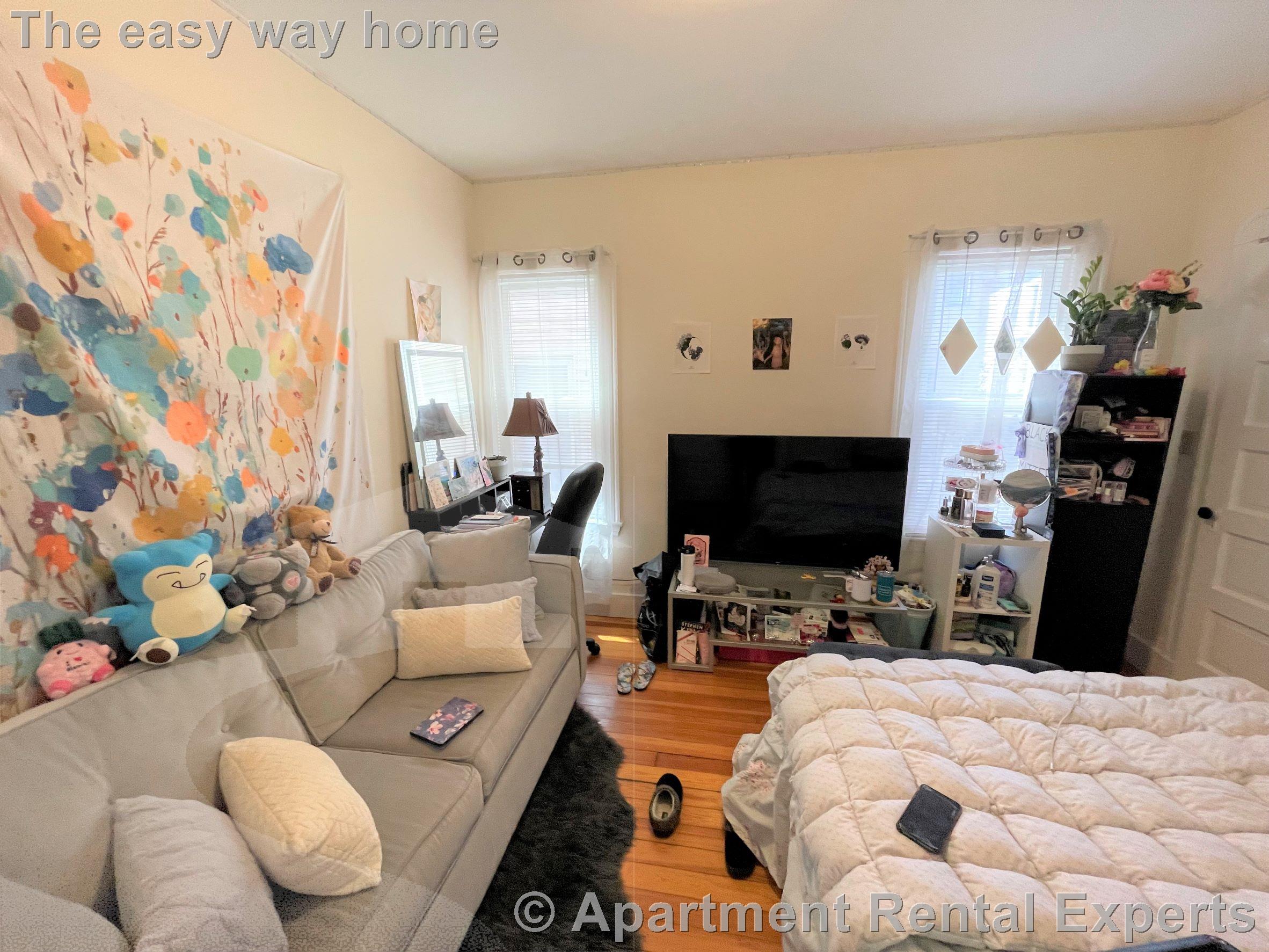 10 Chandler St, Davis Square