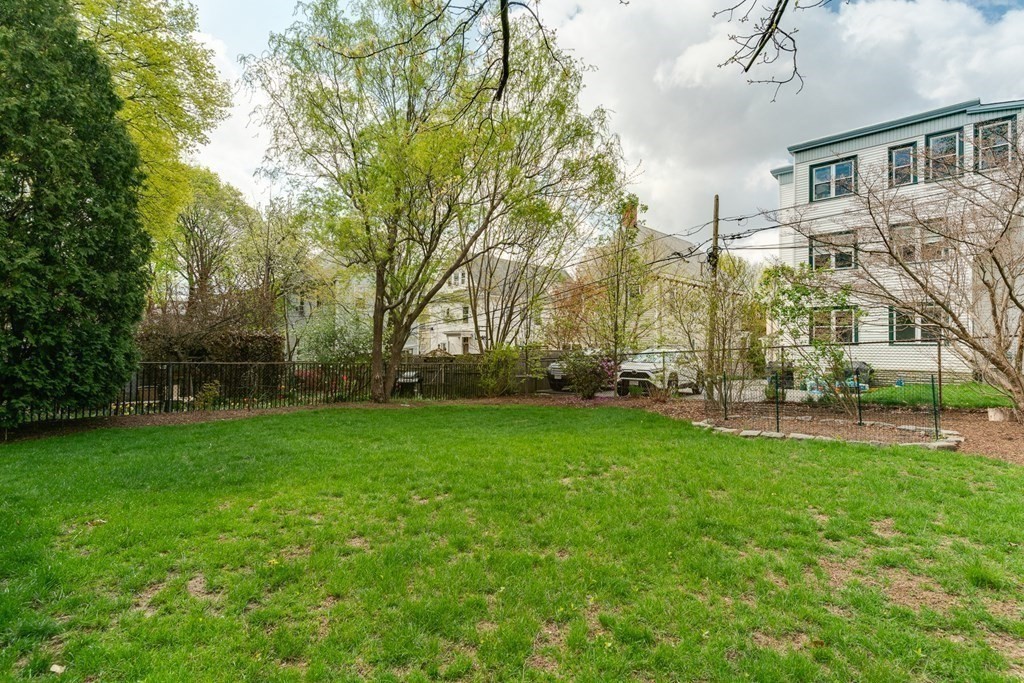 36 Hewlett St, Roslindale