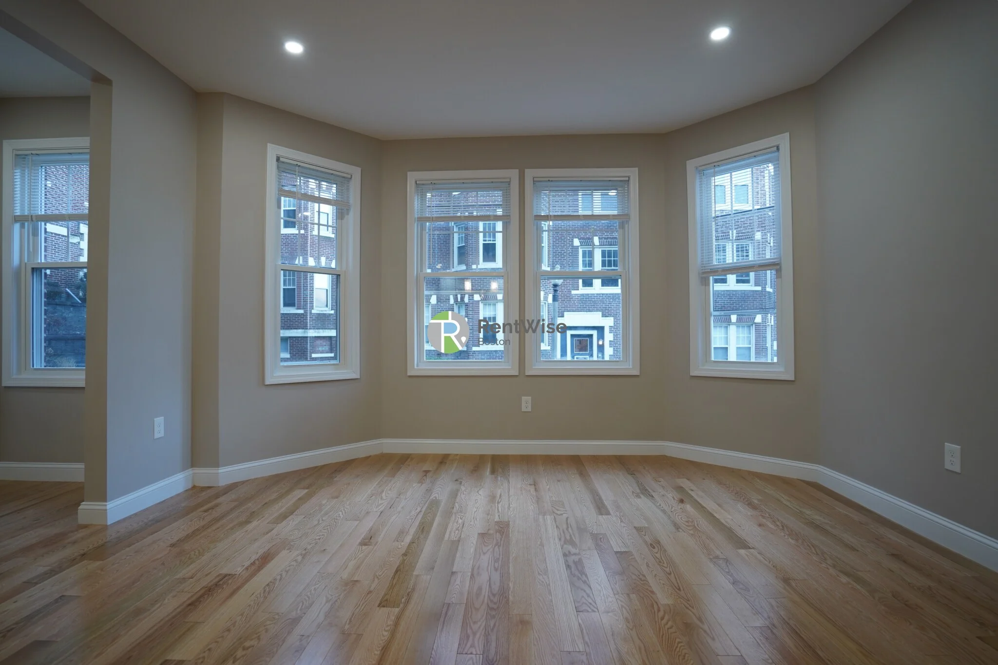 10 Lorraine Ter, Allston