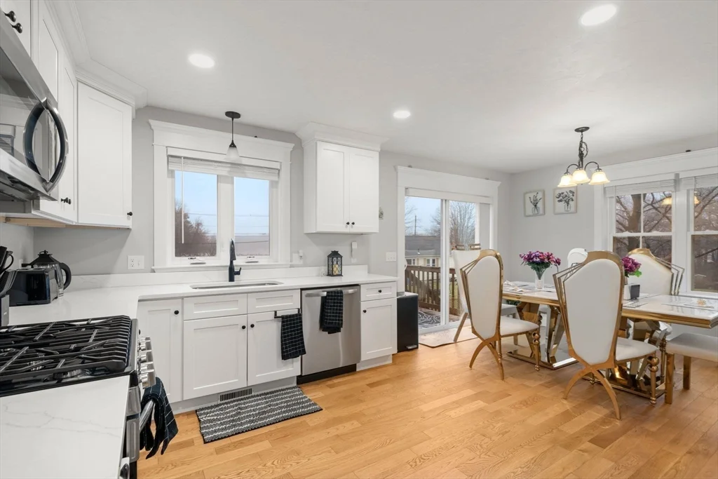 8 Patrick St, Attleboro