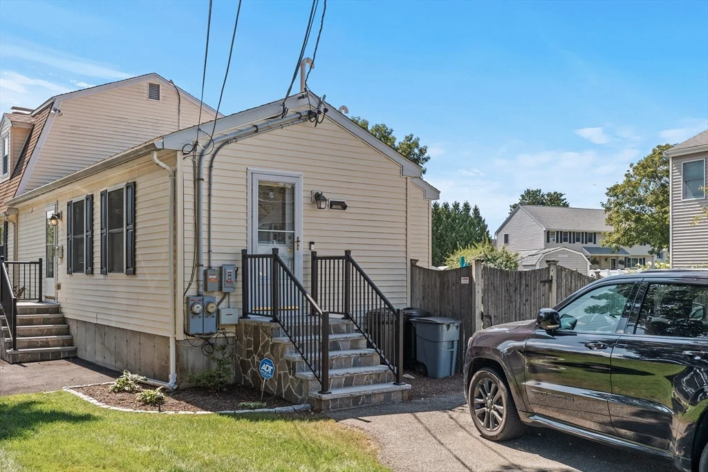 124 Washington St, Woburn