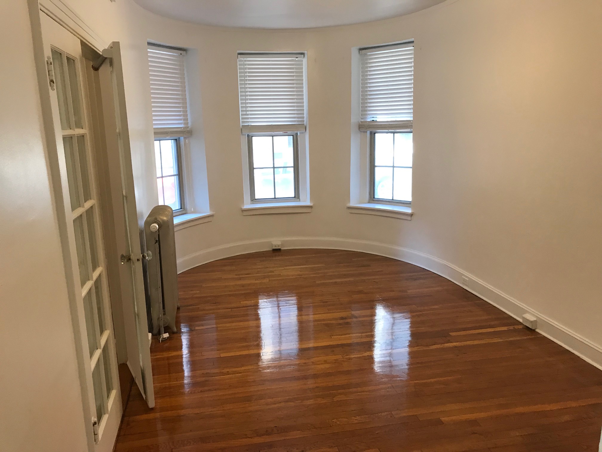 2 bed, 1 bath apartment for rent at 52 Clearway St Unit 1, Back Bay