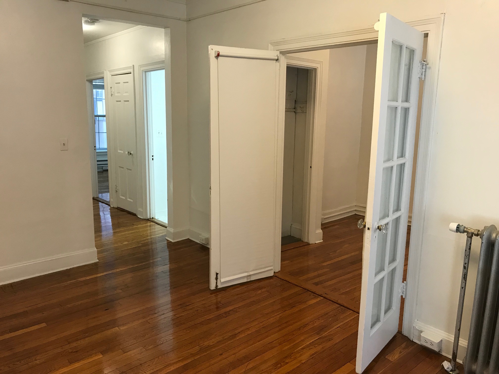 2 bed, 1 bath apartment for rent at 52 Clearway St Unit 1, Back Bay — photo 2 of 10