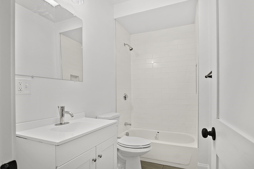 84 Fellsway East, Malden