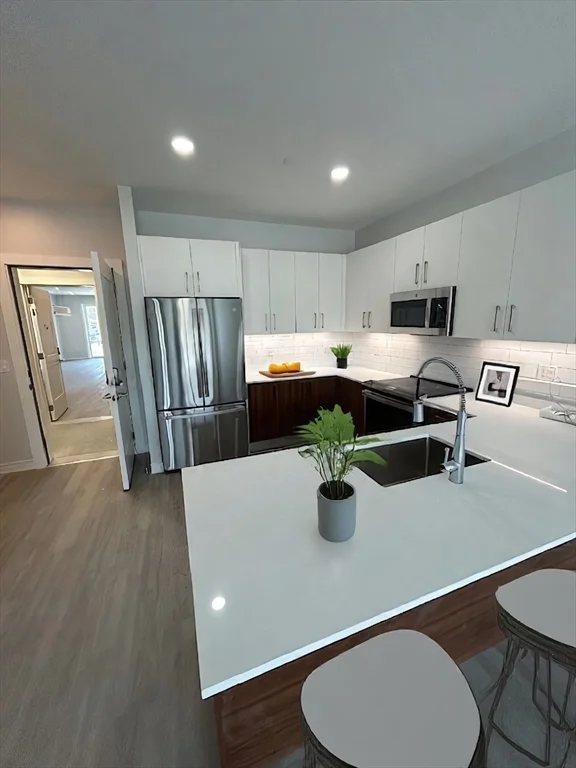 148 Old Post Rd, Sharon