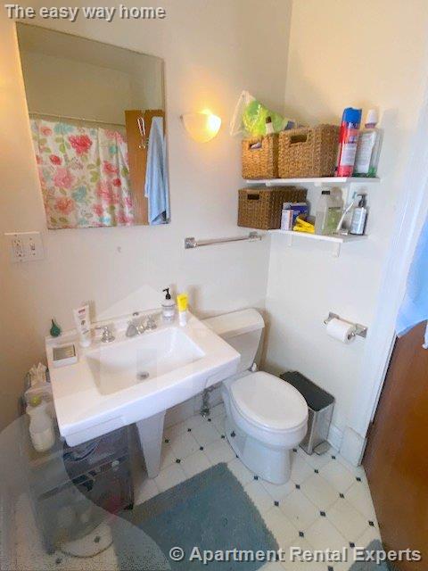 44 Paulina St, Davis Square