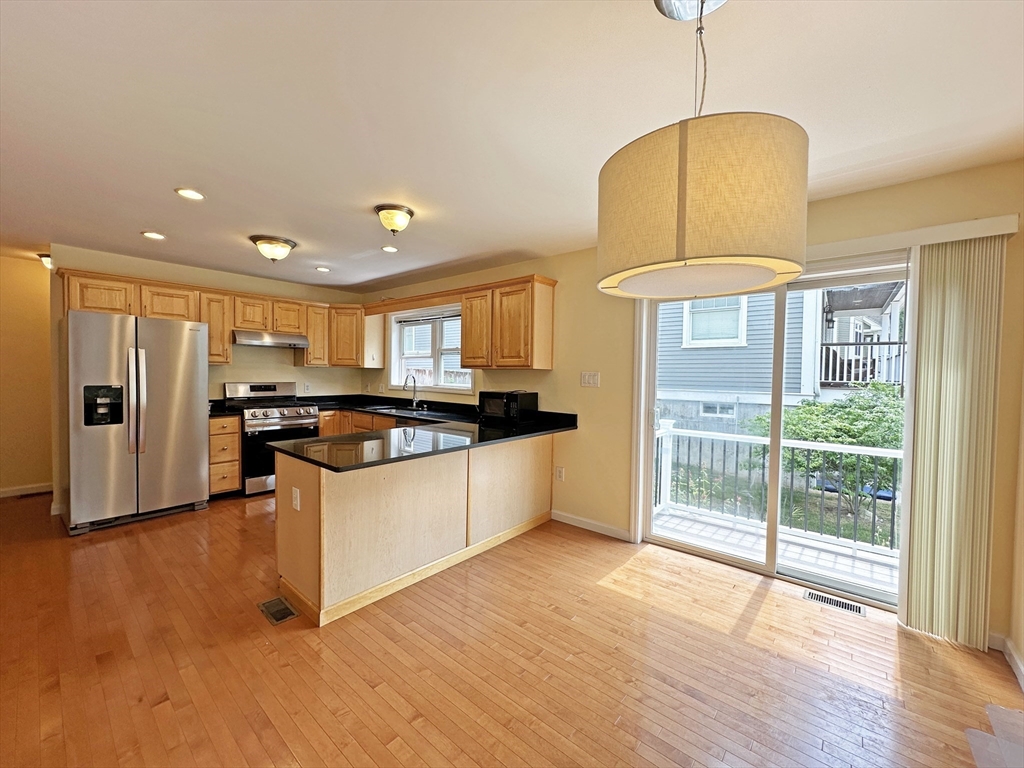 30 Salisbury Rd, Newton Corner