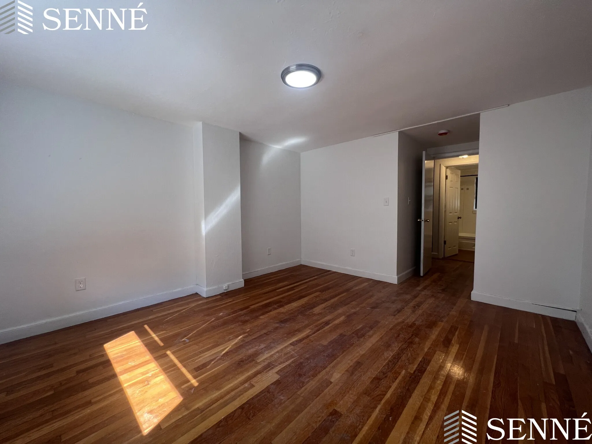 48 A Harvard Ave, Harvard Avenue