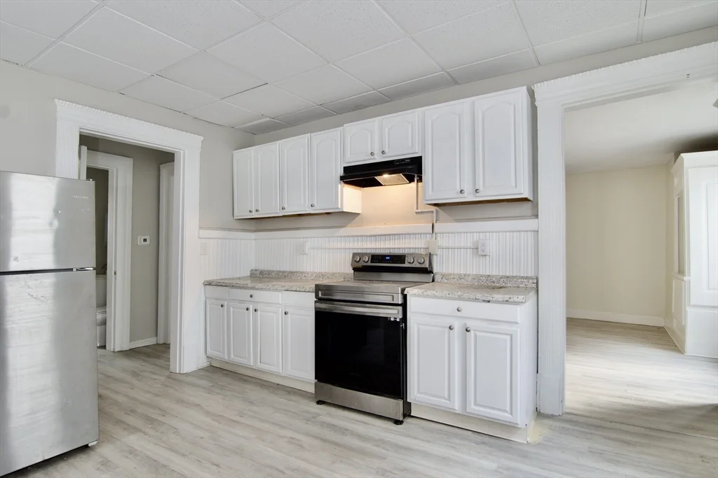 60 Howes St, Springfield