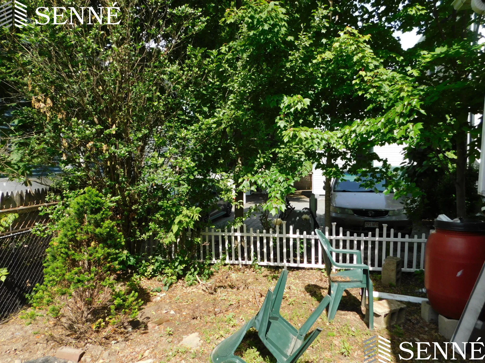 12 Fisk Ave, Magoun Square