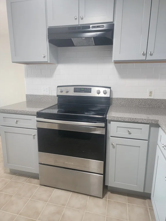 484 Western Ave, Lynn
