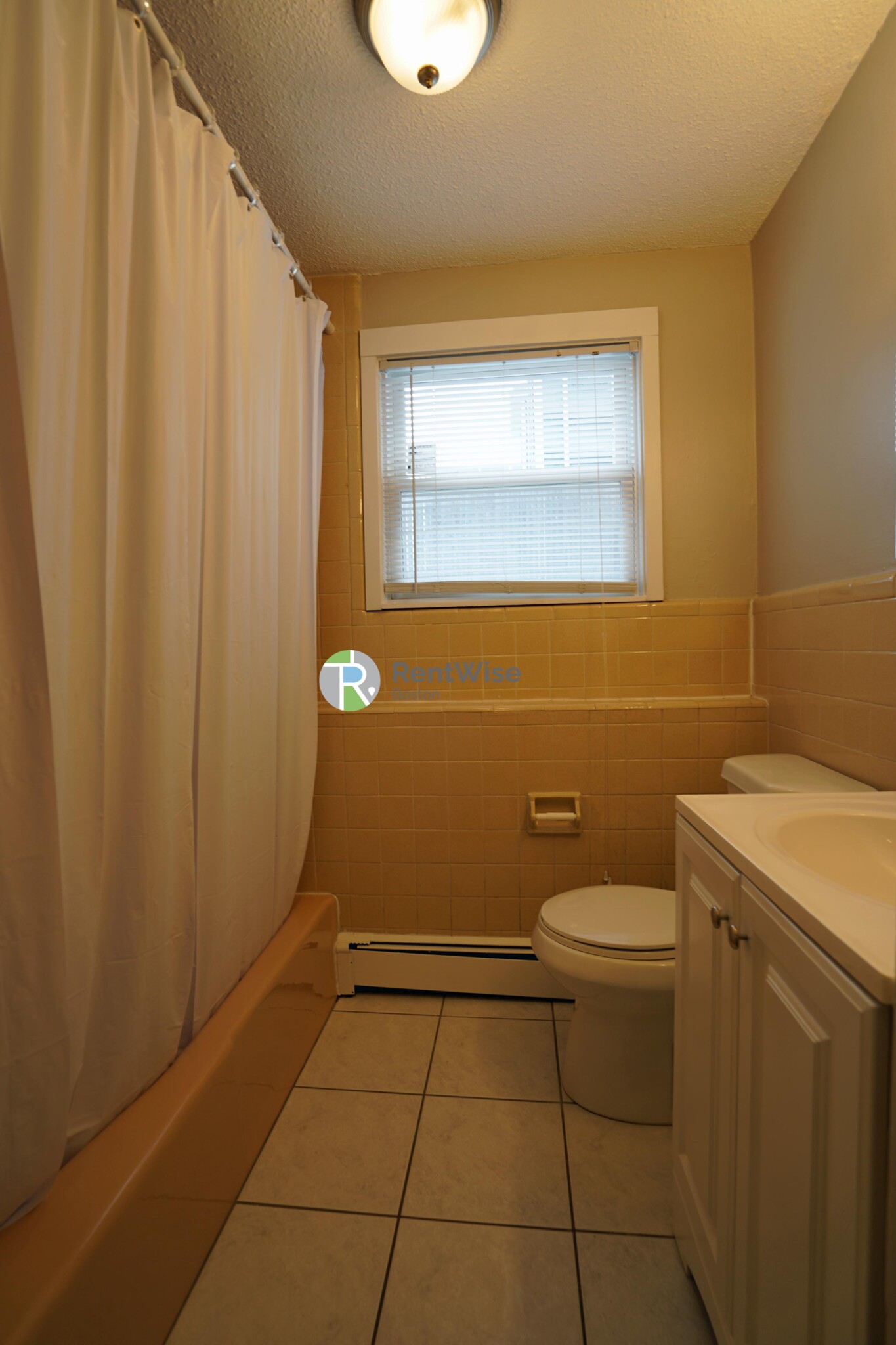 121 Ash St, South Side