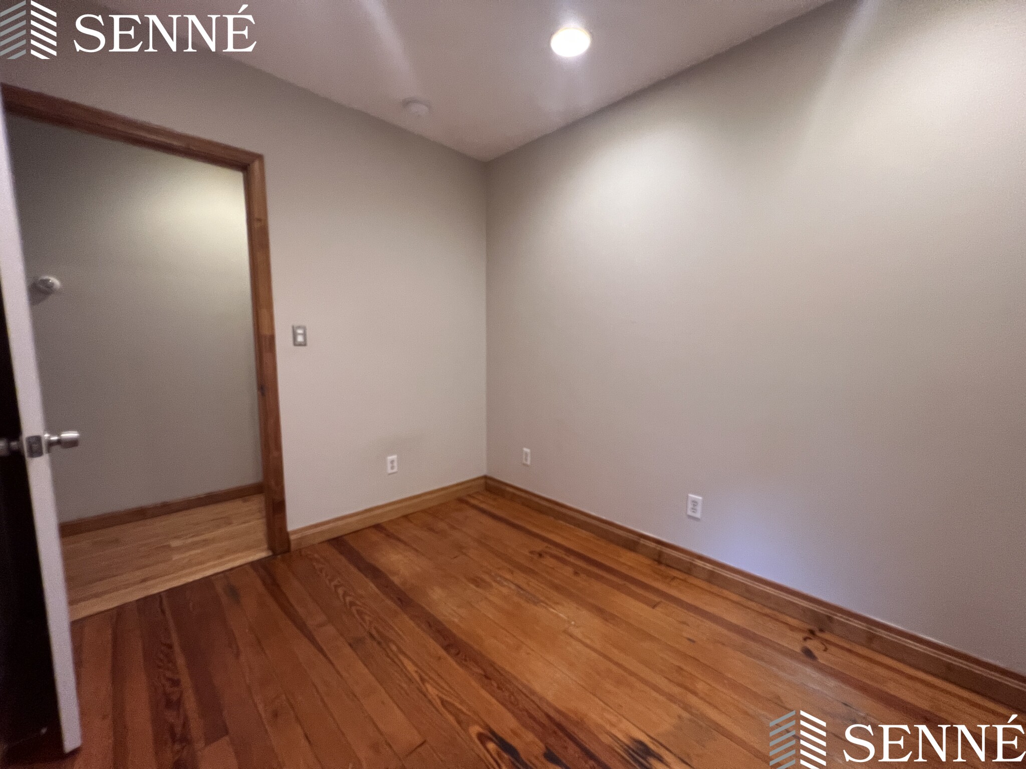 12 Speridakis Ter, Cambridgeport