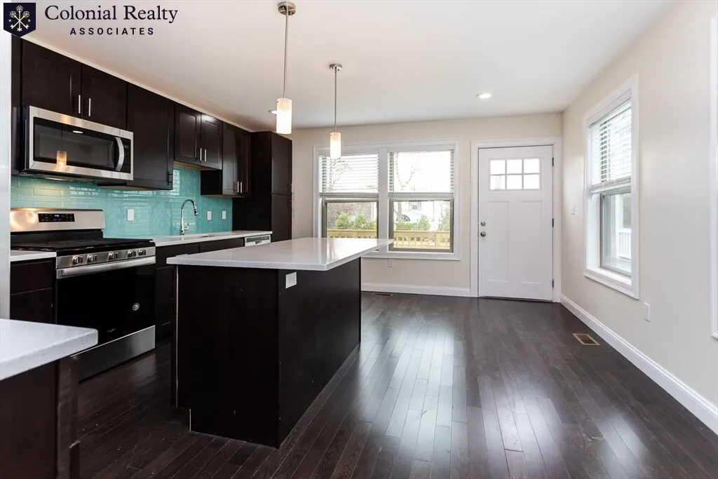 478 Fulton St, Medford