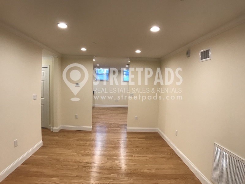 26 Chauncy St, Neighborhood Nine