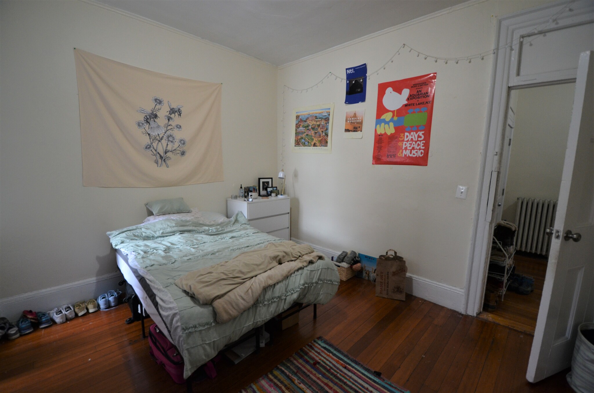 4 bed, 2 bath apartment for rent at 114 Hemenway St Unit 1, Fenway — photo 4 of 25