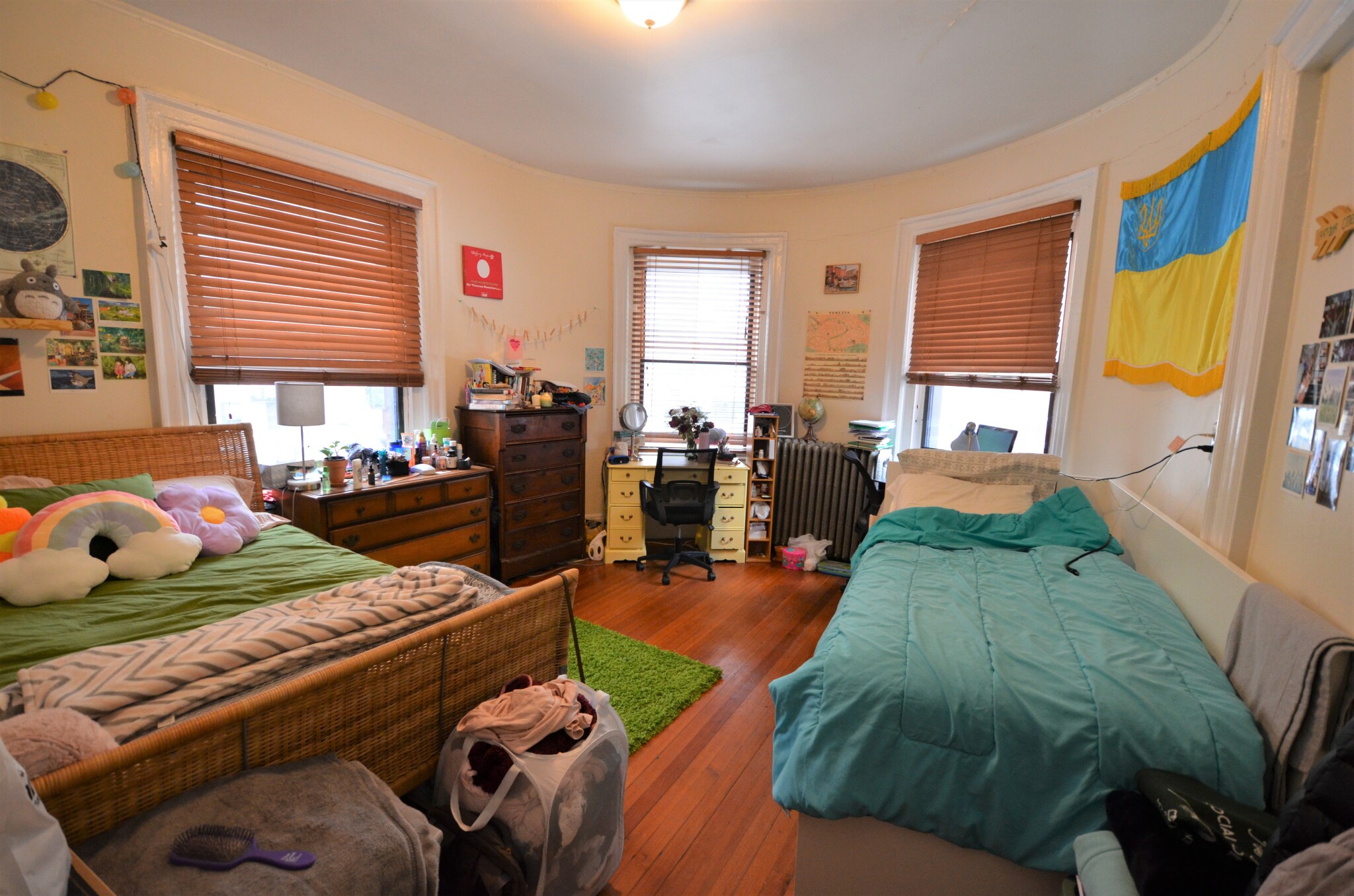 4 bed, 2 bath apartment for rent at 114 Hemenway St Unit 1, Fenway — photo 5 of 25