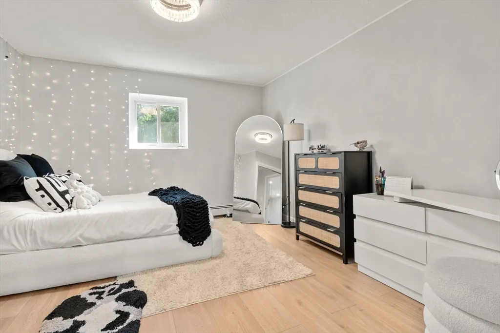 23 Westgate Rd, West Roxbury