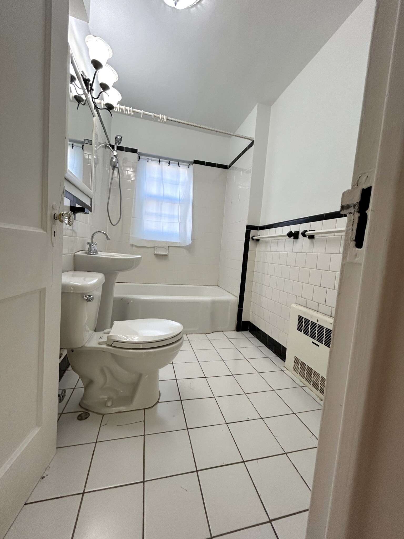 84 Boylston St, Chestnut Hill