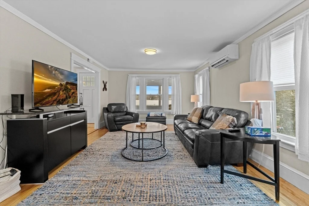 6 Davis Way, Worcester